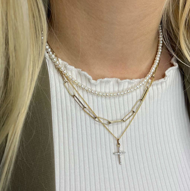 Kors cubic zir. 8 kt. m/sølvk.