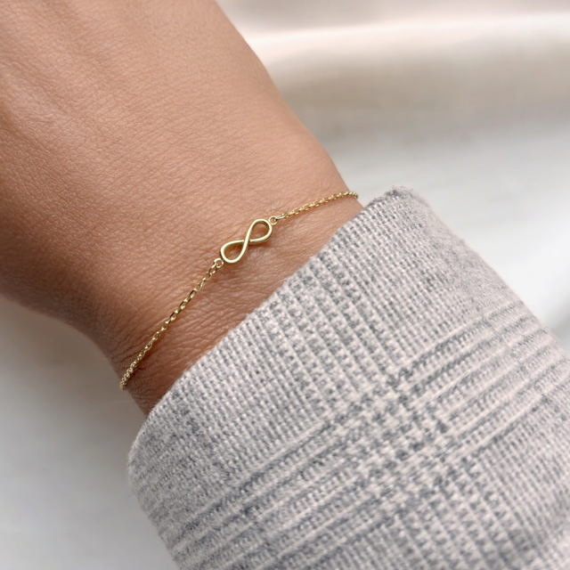 *Armbånd uendelighedstegn 17+2 cm  8 kt.