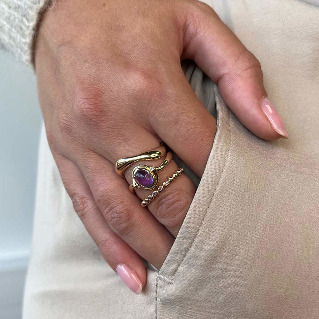 Ring pink sapphire 585 yell.