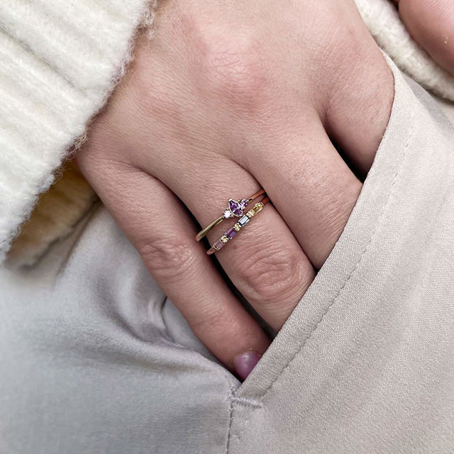 Ring lilla cubic zir. 8 kt.