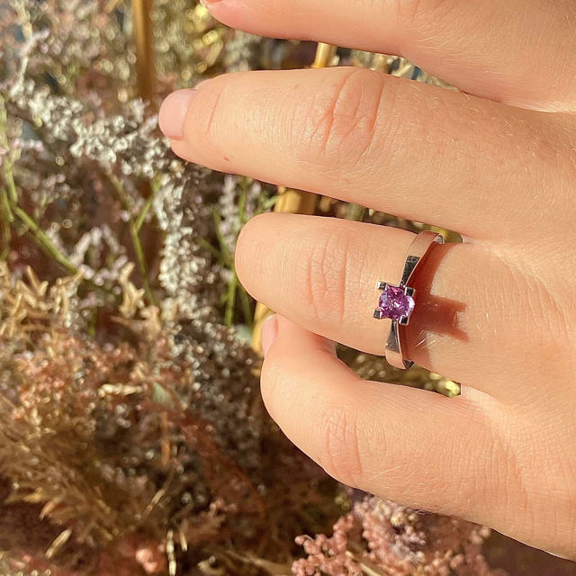 Kleopatra ring 0,40 pink safir 4 kt