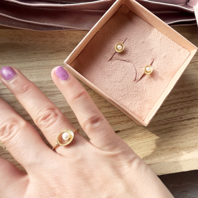 Ring oval plissé m. fkp. 8 kt.