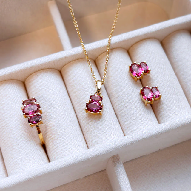 Ring pink topas 8 kt.