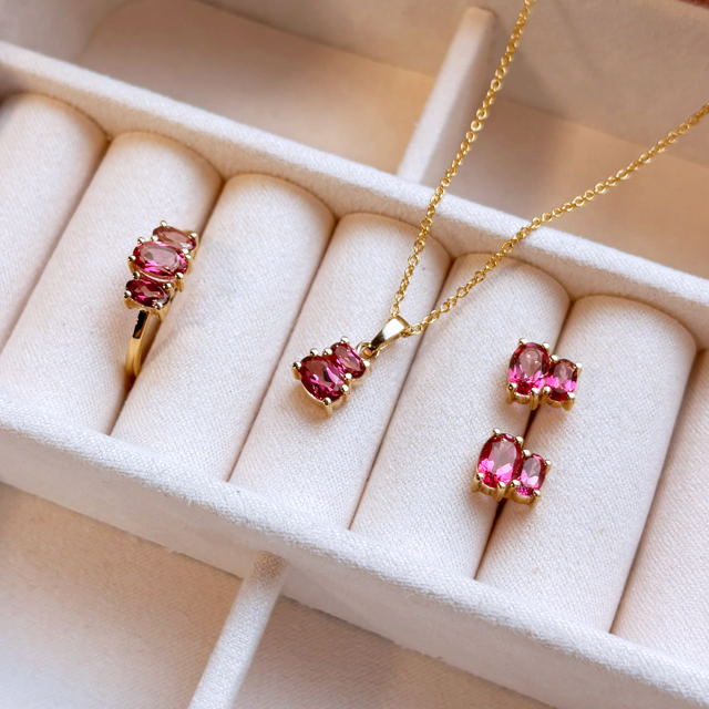 Ring pink topas 8 kt.