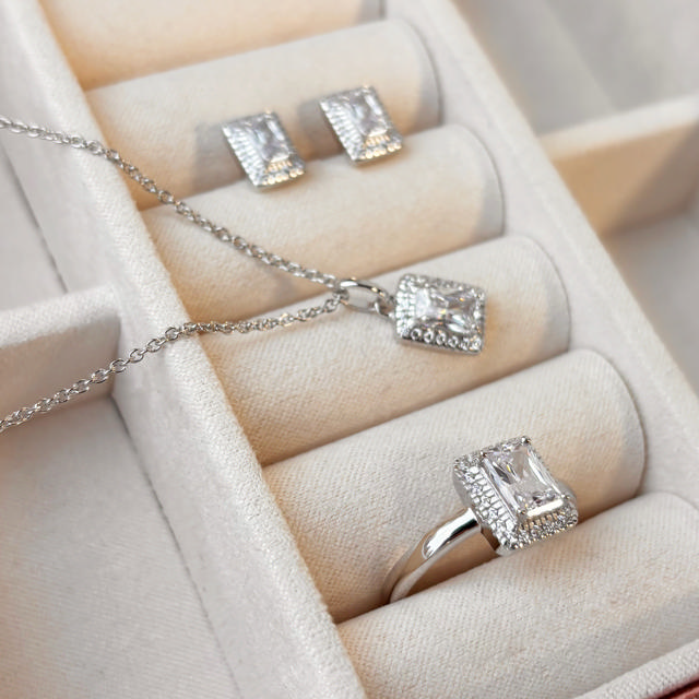 Ring roset hvid cubic zir. sølv rh.