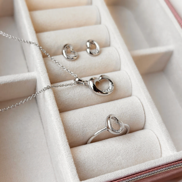 Ring cubic zir. sølv rh.