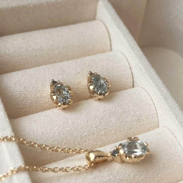Earsticks topaz 333 yell.