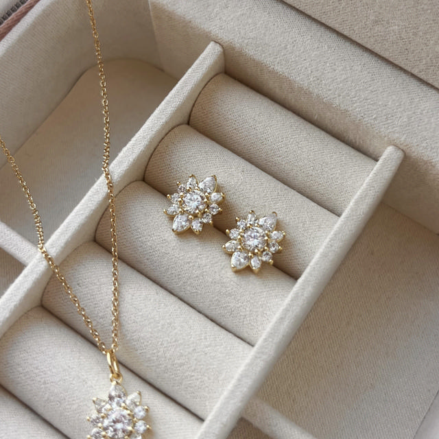 Earsticks zir. 925 goldplated