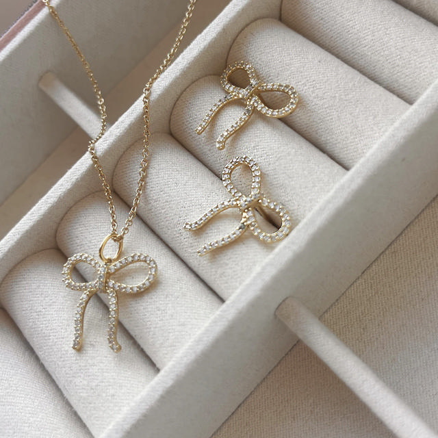Earsticks bow zir. 925 goldplated