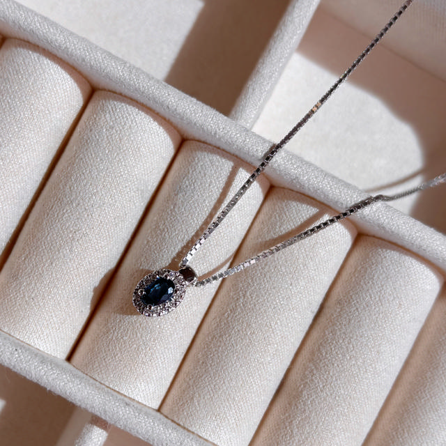 Pendant 0,07 H-W/SI sapphire 585 white