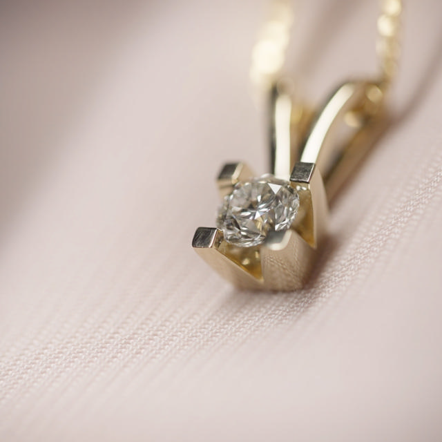 PENDANT 585 0,40 W/SI YELLOW