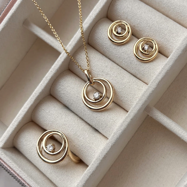 Pendant zir. 333 yell.