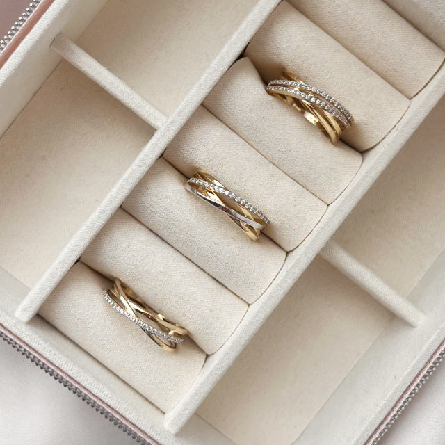 Ring zir. 333 YW
