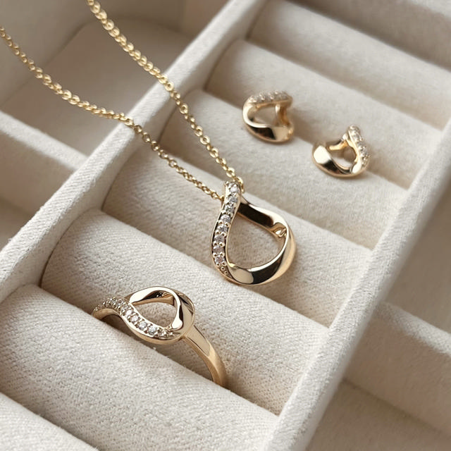 Ring zir. 333 yell.