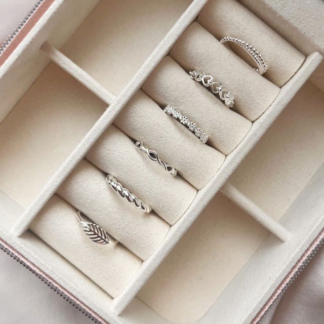 Girls ring size 46-52 925