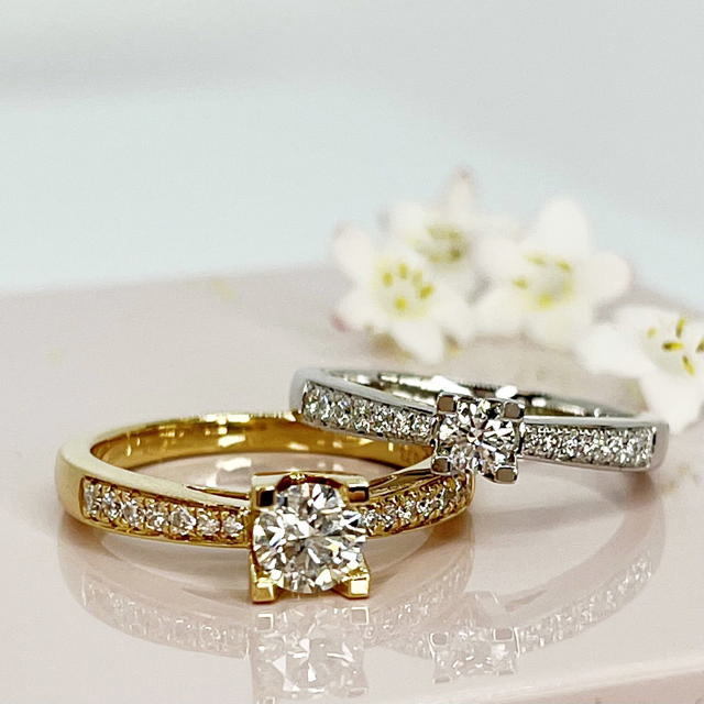 *Kleopatra Queen ring 0,40+0,13 H-W/SI 14 kt