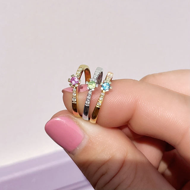 Vida Darling ring 0,10 peridot+0,04H-W/P1 14 kt